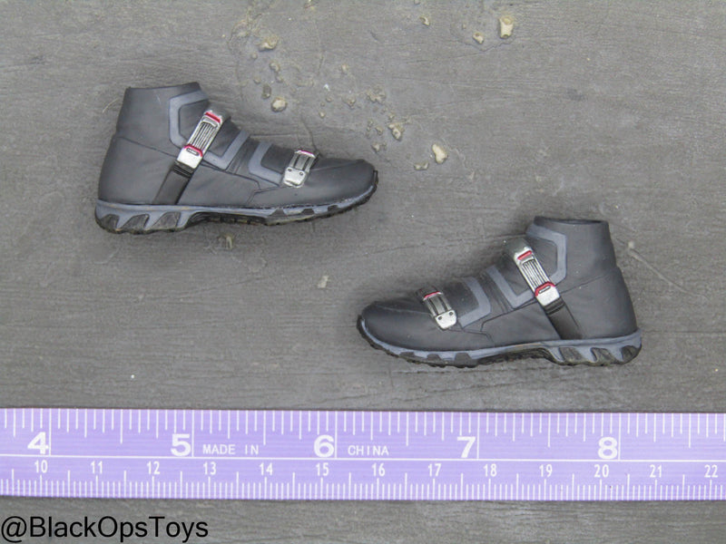 Load image into Gallery viewer, The Falcon - Grey Combat Boots (Peg Type)
