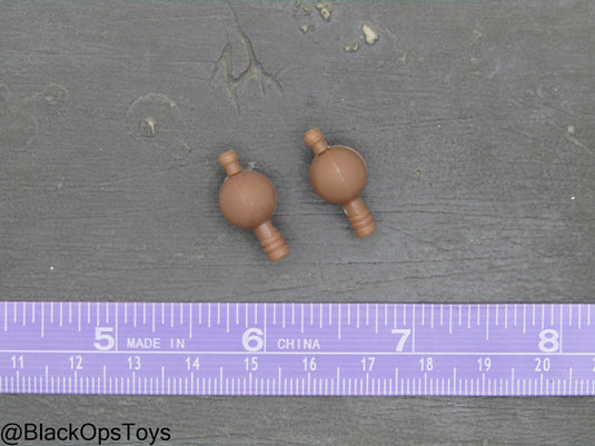 The Falcon - Wrist Pegs
