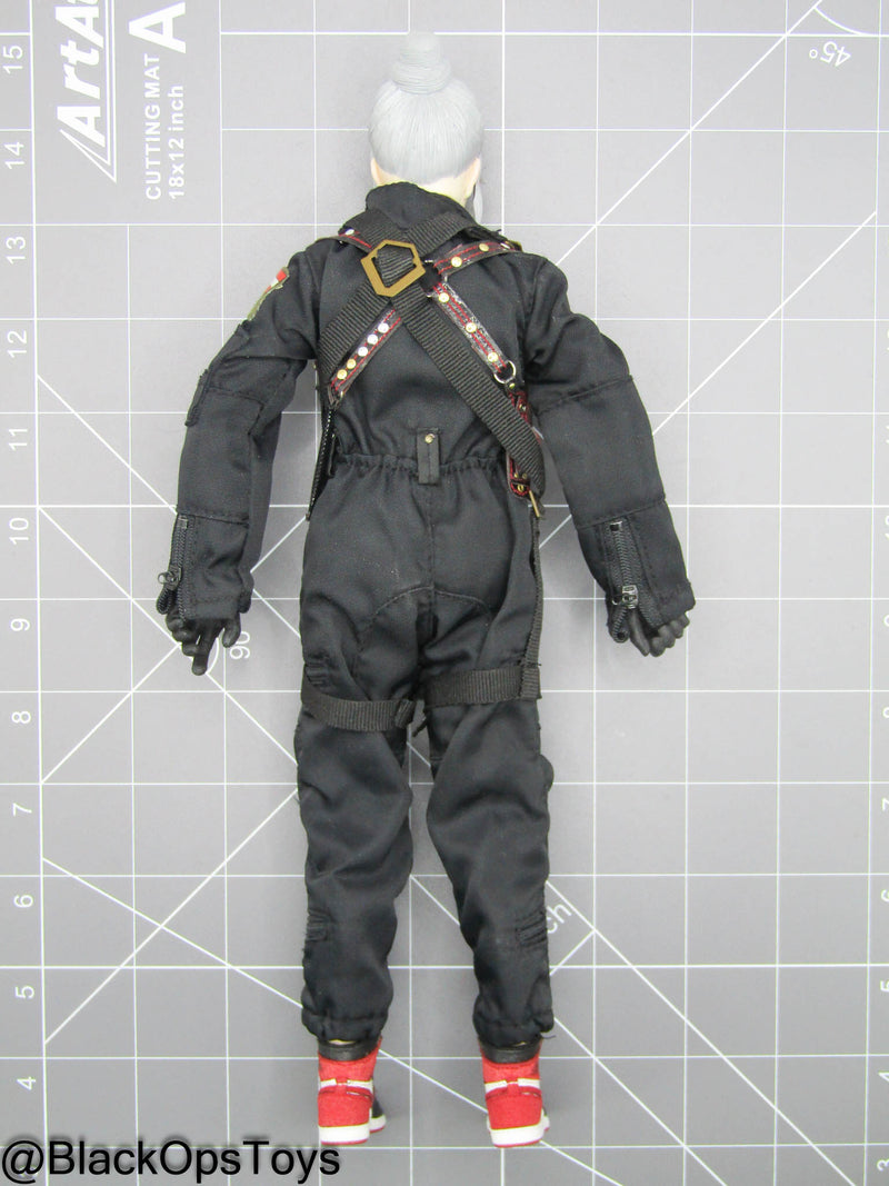 Load image into Gallery viewer, Custom Female Tactical Dressed PMC Body w/Headsculpt
