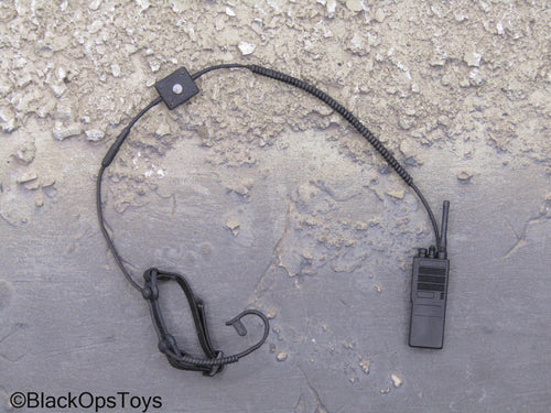 Black Radio w/Earpiece