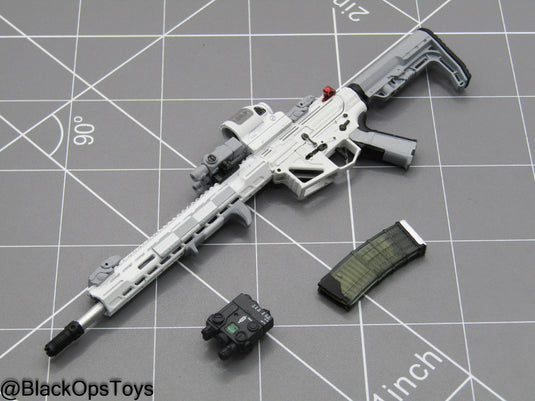 White Assault Rifle w/Attachment Set