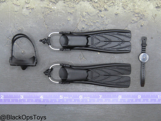 50th Anniv HK SDU - Diving Fins w/Goggles & Diving Watch