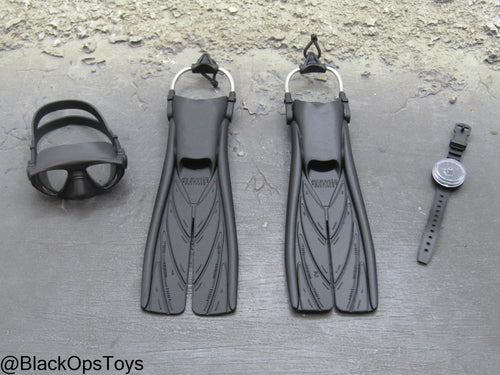 50th Anniv HK SDU - Diving Fins w/Goggles & Diving Watch
