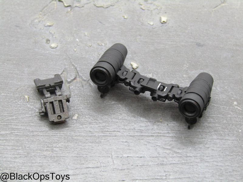 Load image into Gallery viewer, 50th Anniv HK SDU - Night Vision Goggles w/Shroud
