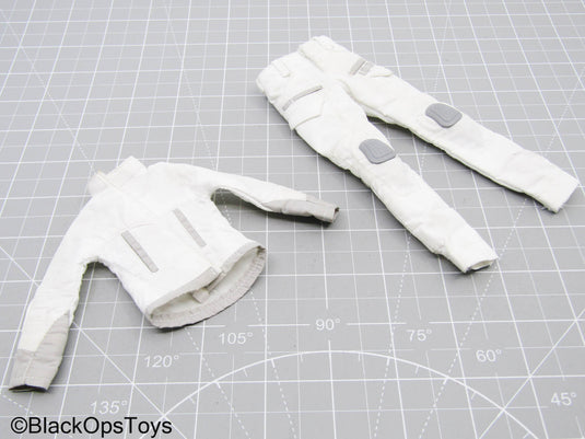 Female White Zip Up Jacket w/Knee Pad Pants