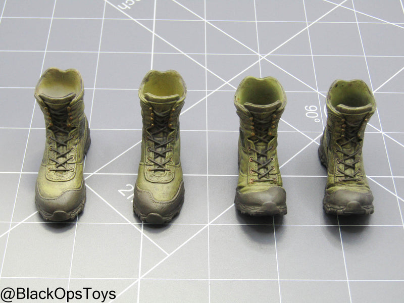 Load image into Gallery viewer, GI JOE - Desert Trooper Dusty - Combat Boots Set (Peg Type)
