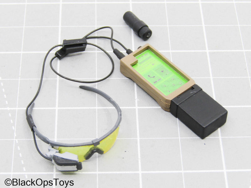 Load image into Gallery viewer, Tracking Device w/Shooter Glasses w/Yellow Frames (READ DESC)
