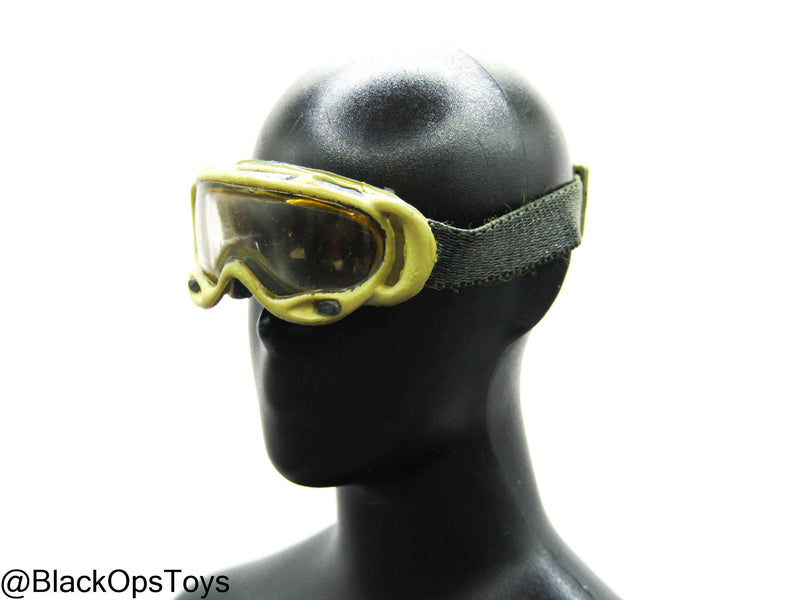 Load image into Gallery viewer, GI JOE - Desert Trooper Dusty - Tan Goggles
