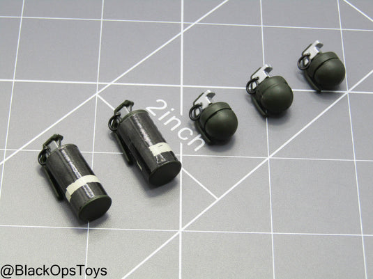 GI JOE - Desert Trooper Dusty - Grenade Set