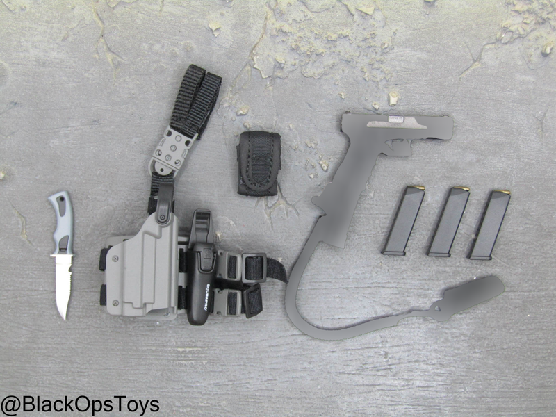 Load image into Gallery viewer, HK SDU Diver Assault Group - Pistol w/Drop Leg Holster Set
