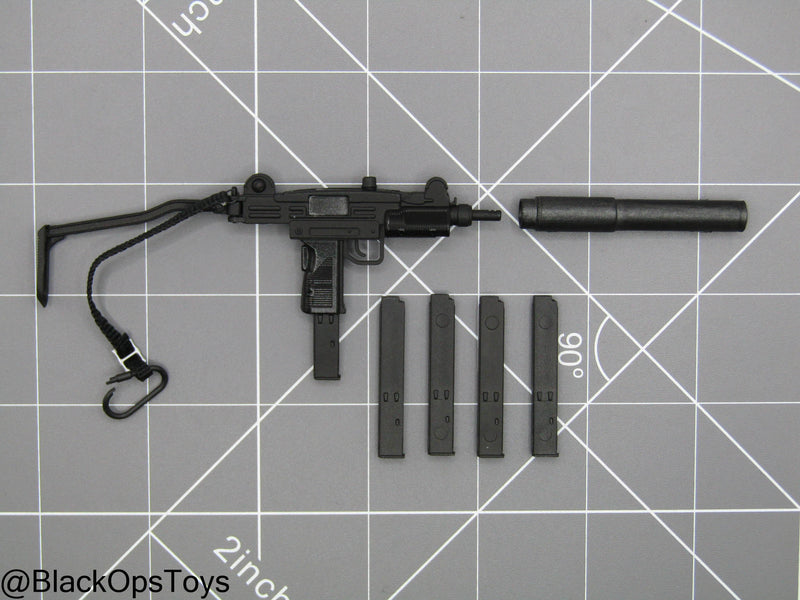 Load image into Gallery viewer, GI JOE - Snake Eyes - UZI SMG w/Suppressor
