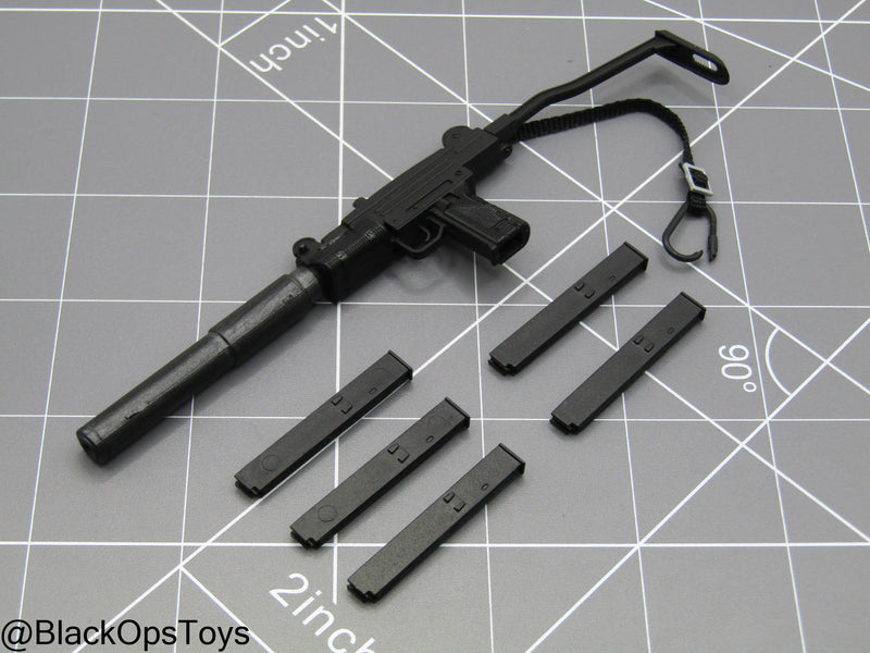 Load image into Gallery viewer, GI JOE - Snake Eyes - UZI SMG w/Suppressor
