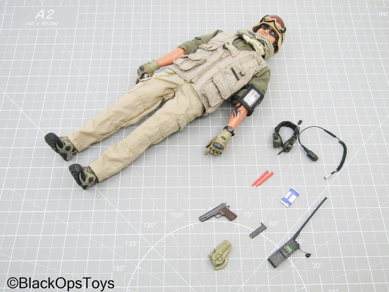 Load image into Gallery viewer, Male Navy Seal Dressed Body w/Pistol, Headgear Set, &amp; Accessories
