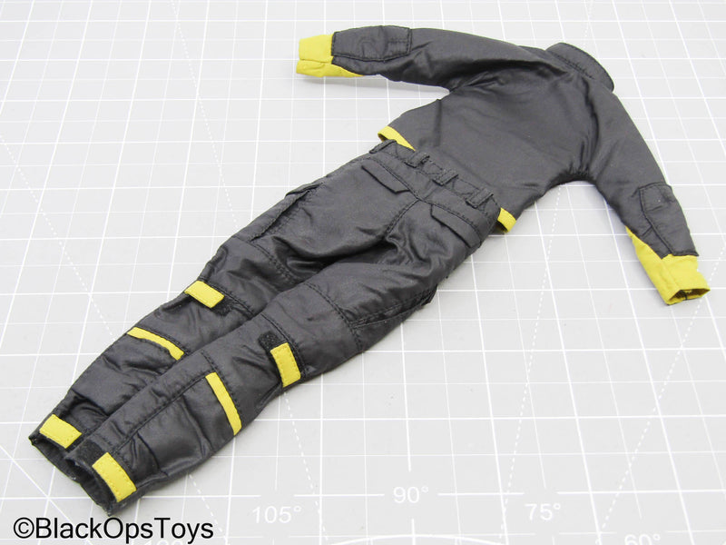 Load image into Gallery viewer, Female Black &amp; Yellow Zip Up Jacket w/Knee Pad Pants

