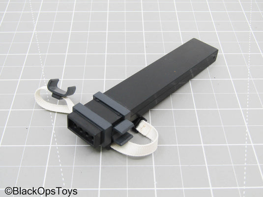 Black Arrow Case w/Strap