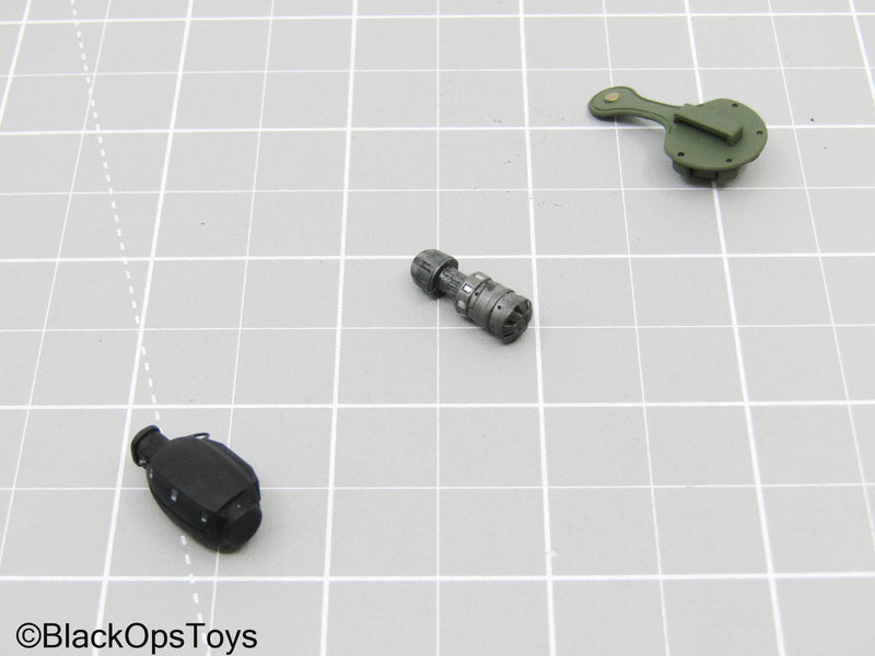Load image into Gallery viewer, Land Mine &amp; Grenade Set
