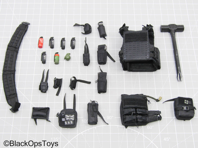 Load image into Gallery viewer, Plate Carrier w/Belt, Breaching Hammer &amp; Accessories (E&amp;S)

