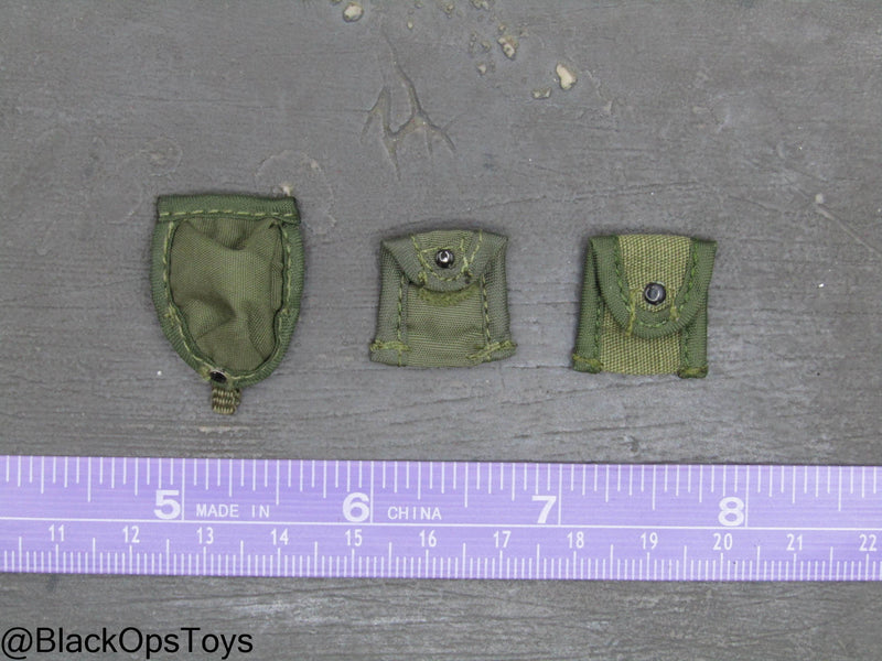 Load image into Gallery viewer, Vietnam Era OD Green Envelope Pouch Set
