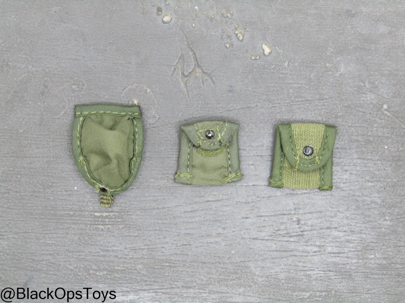 Load image into Gallery viewer, Vietnam Era OD Green Envelope Pouch Set
