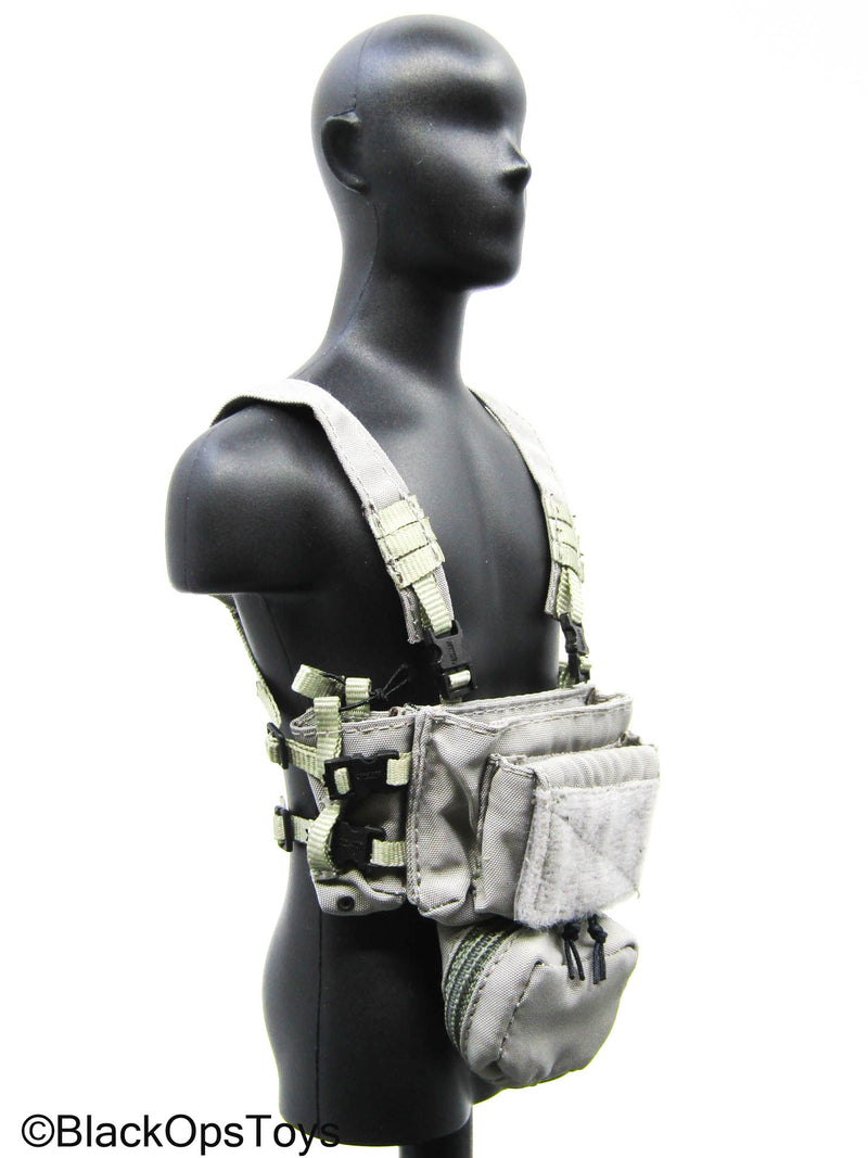 Load image into Gallery viewer, Grey Chest Rig w/Hanger Pouch
