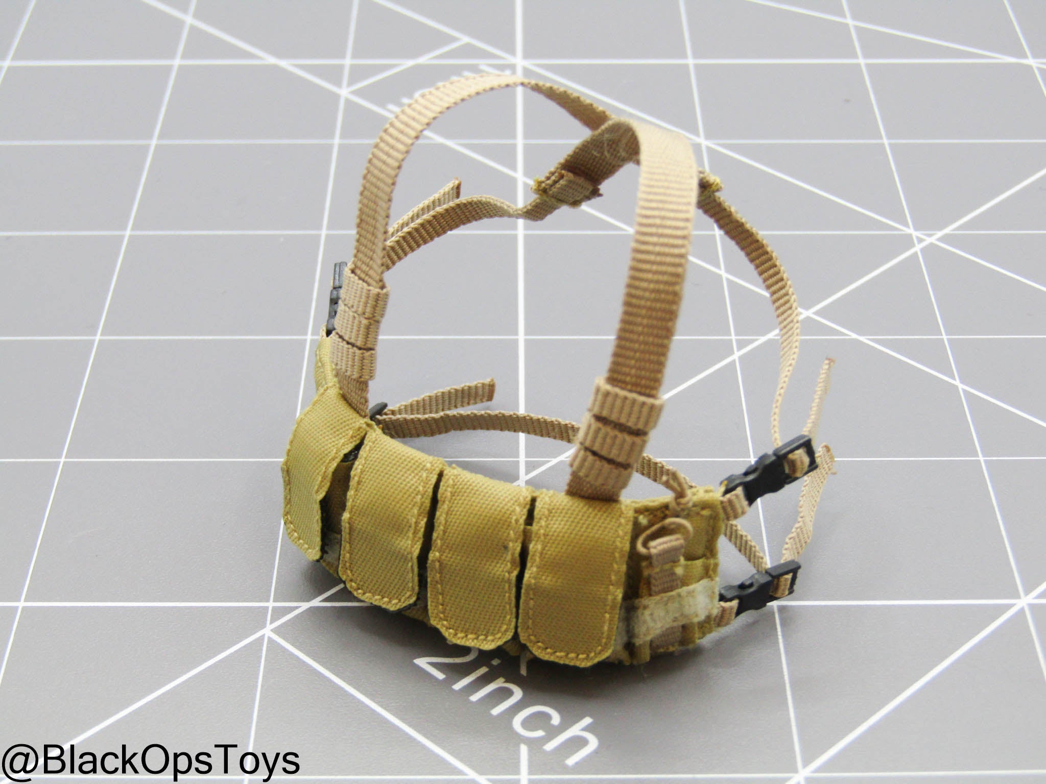 1/12 - SALVO Black Ops - Fortress Colossus - Tan Chest Rig – BlackOpsToys