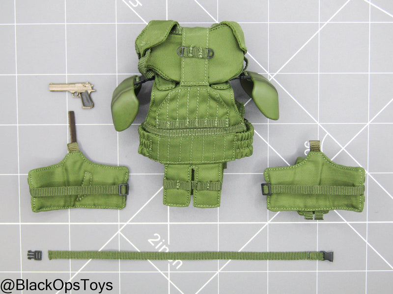 Load image into Gallery viewer, 1/12 - SALVO Black Ops - Fortress Colossus - EOD Combat Suit w/.50 CAL Pistol
