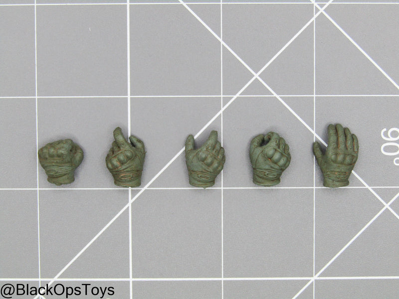 Load image into Gallery viewer, 1/12 - SALVO Black Ops - Fortress Colossus - Left Trigger Gloved Hand Set (x5)
