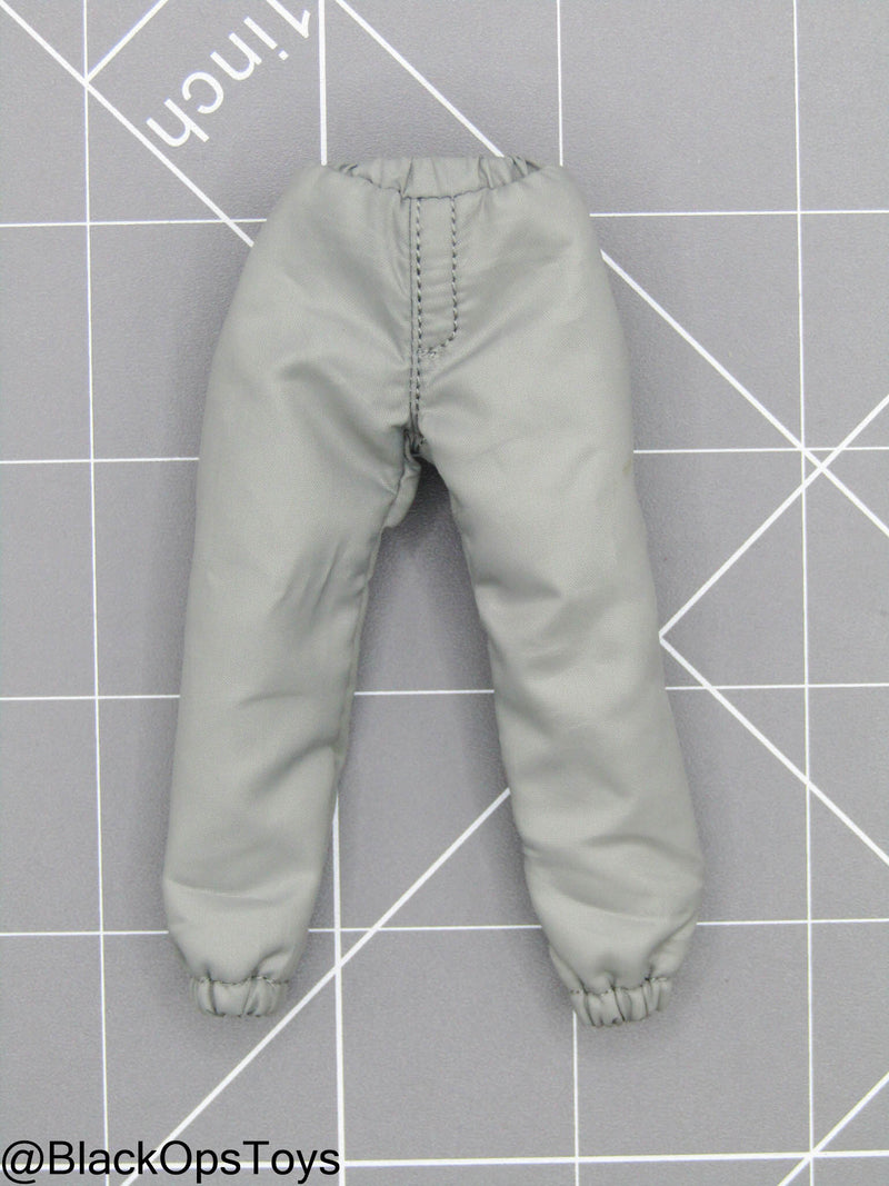 Load image into Gallery viewer, 1/12 - SALVO Black Ops - Unknown Operator - Grey Cold Weather Pants
