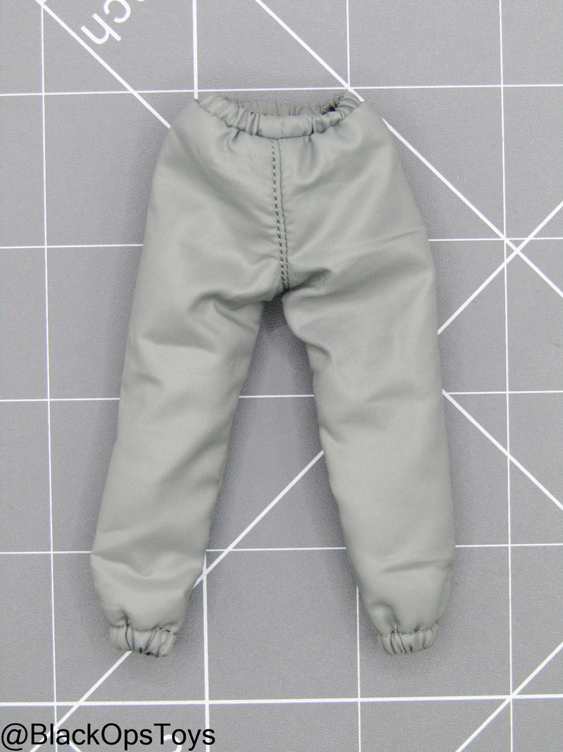Load image into Gallery viewer, 1/12 - SALVO Black Ops - Unknown Operator - Grey Cold Weather Pants
