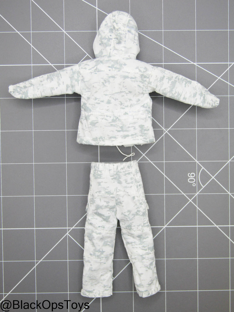 Load image into Gallery viewer, 1/12 - SALVO Black Ops - Unknown Operator - Winter Camo Uniform Set
