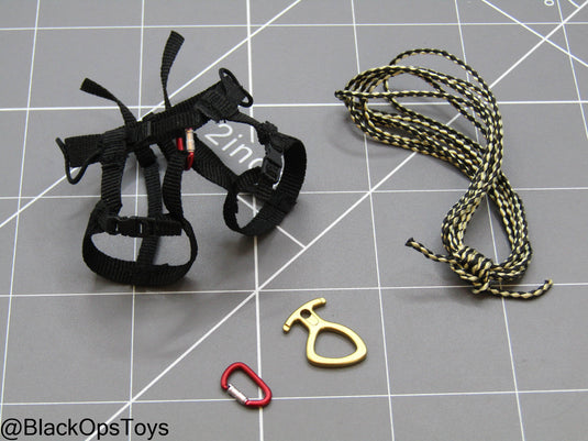 1/12 - SALVO Black Ops - Unknown Operator - Climbing Harness w/Rope Set