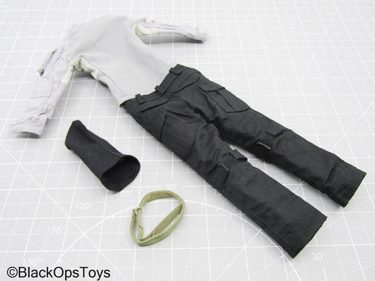 Grey Jacket w/Black Pants, Green Belt, & Black Skull Balaclava