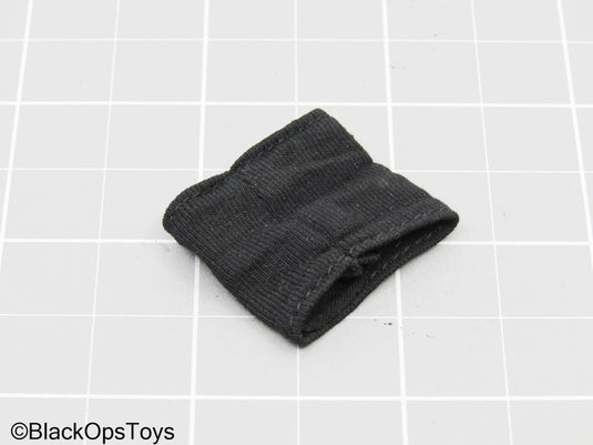 Black Neck Toque