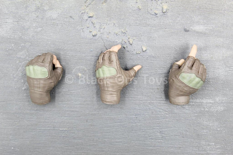 Load image into Gallery viewer, The Division 2 - Brian Johnson - Fingerless Gloved Hand Set (x3)
