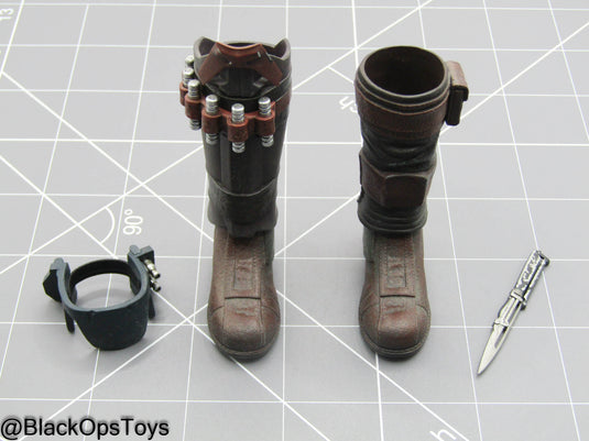 The Mandalorian & Grogu - Combat Boots (Peg Type) w/Knife