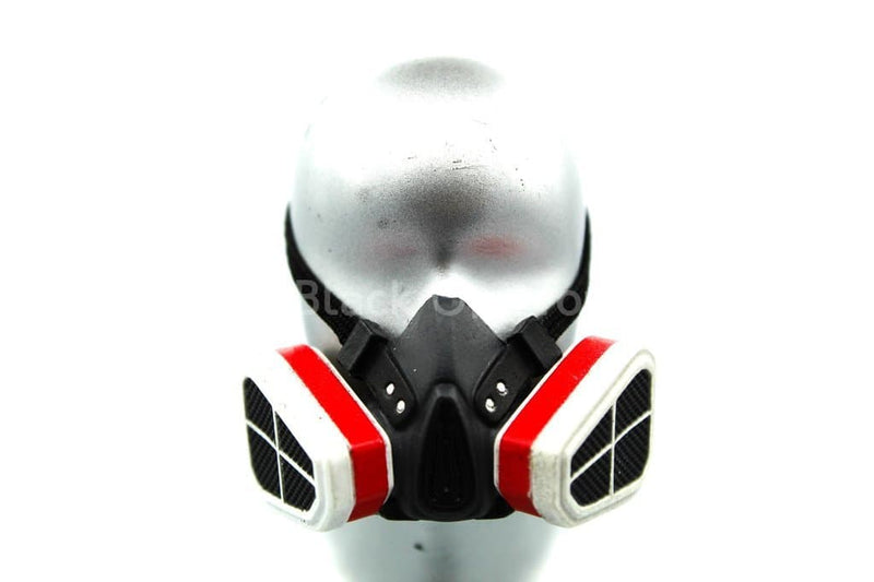 Load image into Gallery viewer, The Division 2 - Brian Johnson - White &amp; Red Respirator
