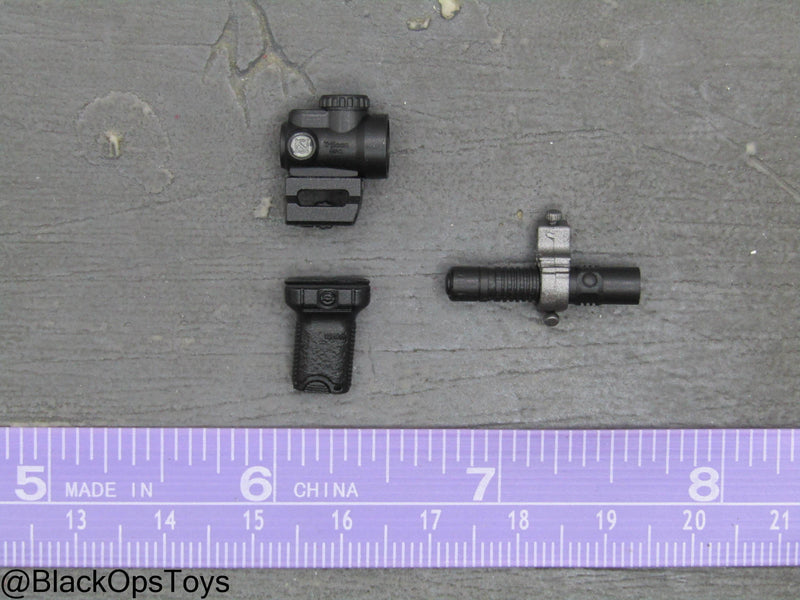 Load image into Gallery viewer, PMC Field RECCE - Red Dot Sight, Foregrip, &amp; Tactical Light Set
