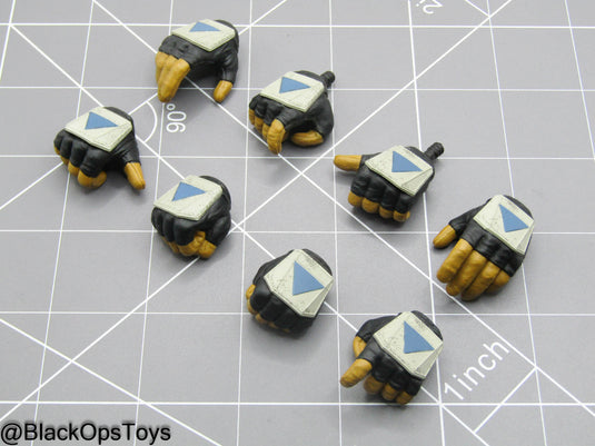The Mandalorian & Grogu - Gloved Hand Set