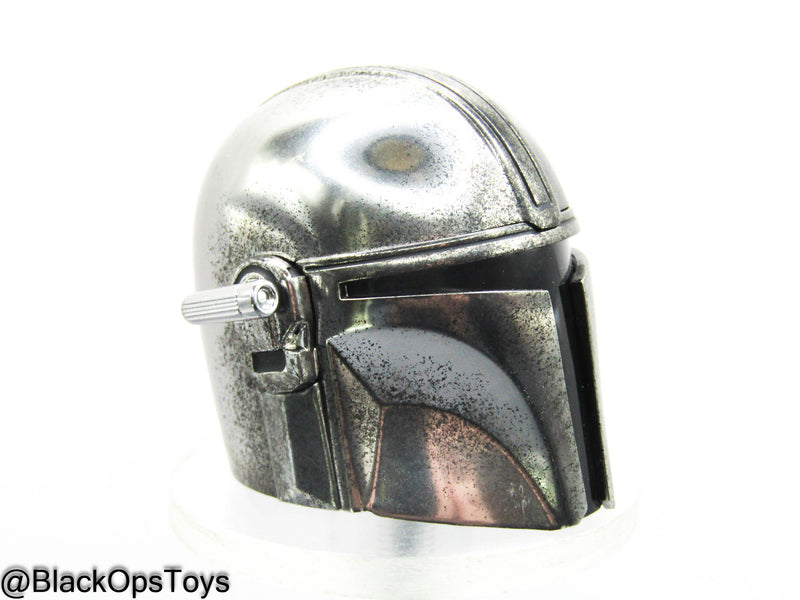 Load image into Gallery viewer, The Mandalorian &amp; Grogu - Helmeted Headsculpt
