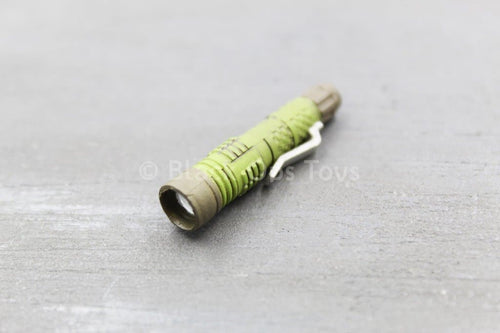 The Division 2 - Brian Johnson - Green Tactical Flashlight