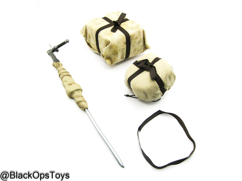 Load image into Gallery viewer, The Mandalorian &amp; Grogu - Swoop Bike Handle w/Packages
