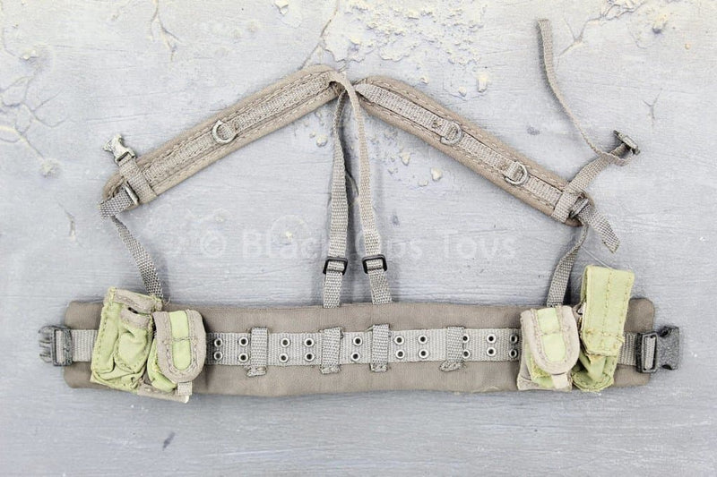 Load image into Gallery viewer, The Division 2 - Brian Johnson - Weathered Belt w/Harness
