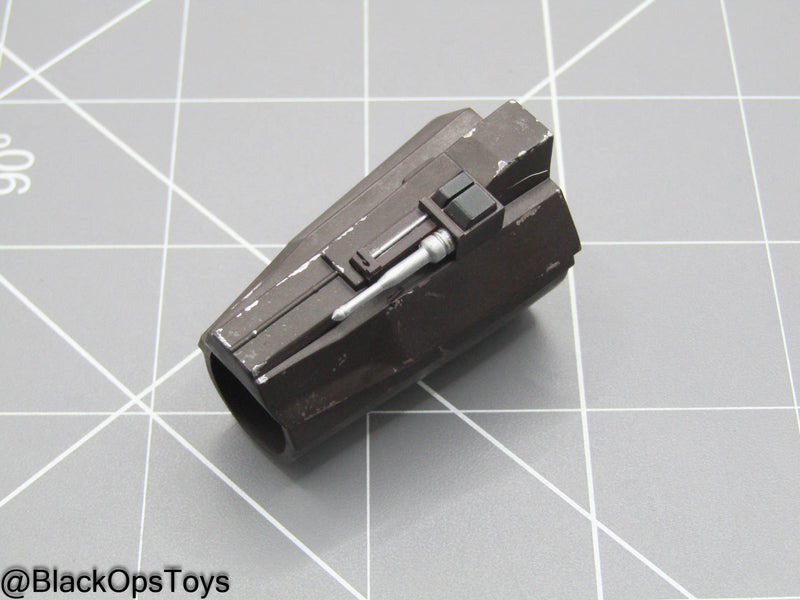 Load image into Gallery viewer, Heavy Infantry Mandalorian - Gloved Hand w/Gauntlet Set
