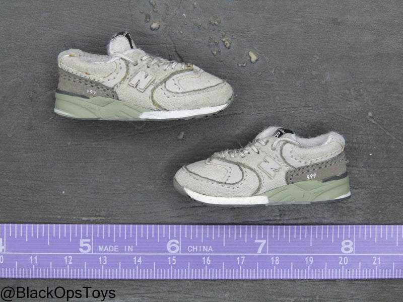 Load image into Gallery viewer, Grey Sneaker Shoes (Foot Type)
