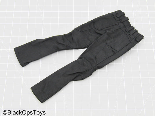 Black Pants (Easy & Simple)