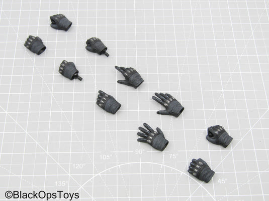 GI JOE Snake Eyes Black Gloved Hand Set (Hot Toys)