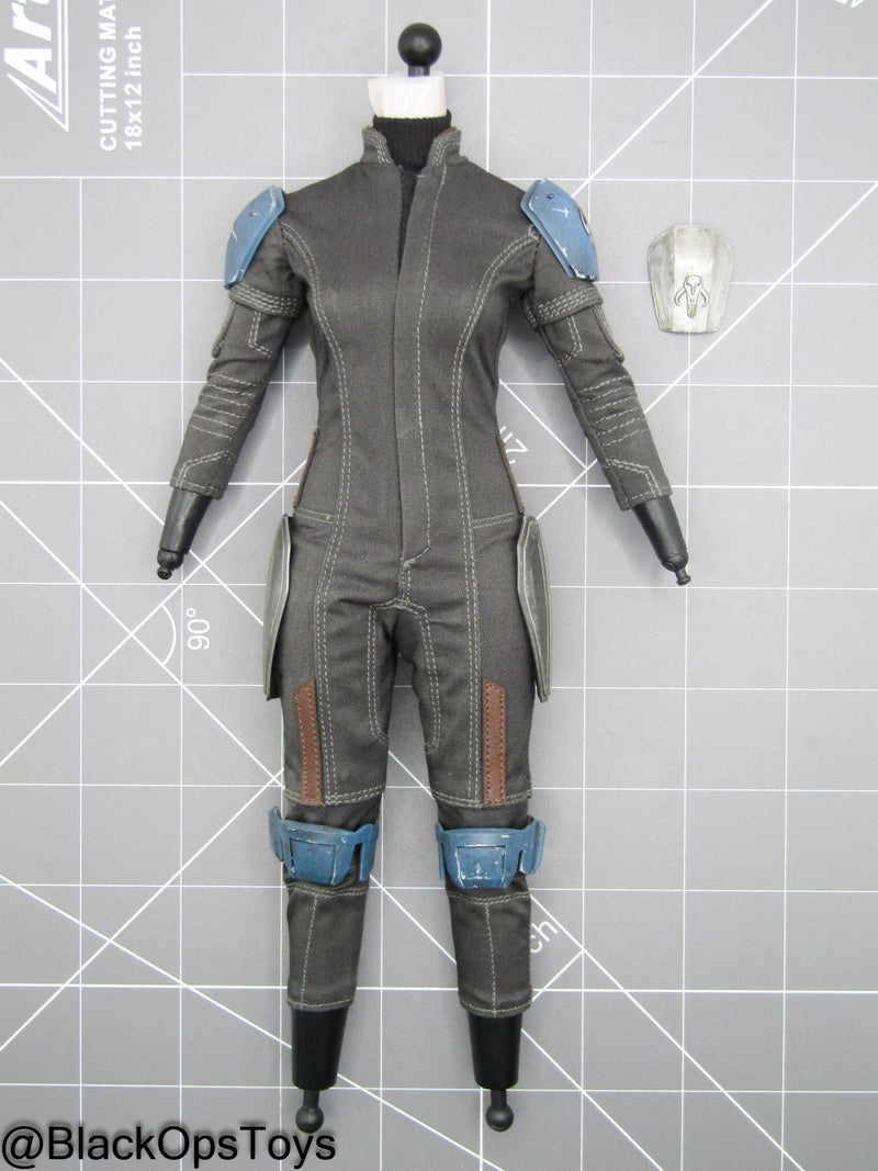 Load image into Gallery viewer, Star Wars Bo Katan - Female Dressed Body
