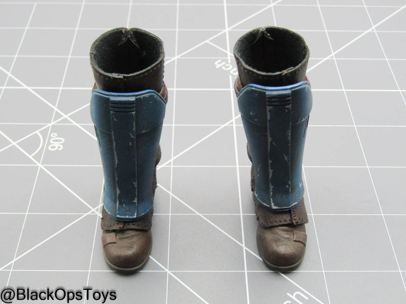 Load image into Gallery viewer, Star Wars Bo Katan - Female Boots (Peg Type)
