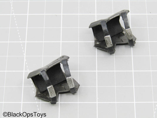 Grey Knee Pads (Three Zero)