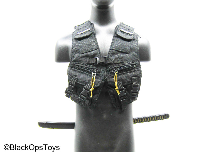 Load image into Gallery viewer, Metal Black Katana w/Sheath &amp; Tactical Vest (DAM Toys)
